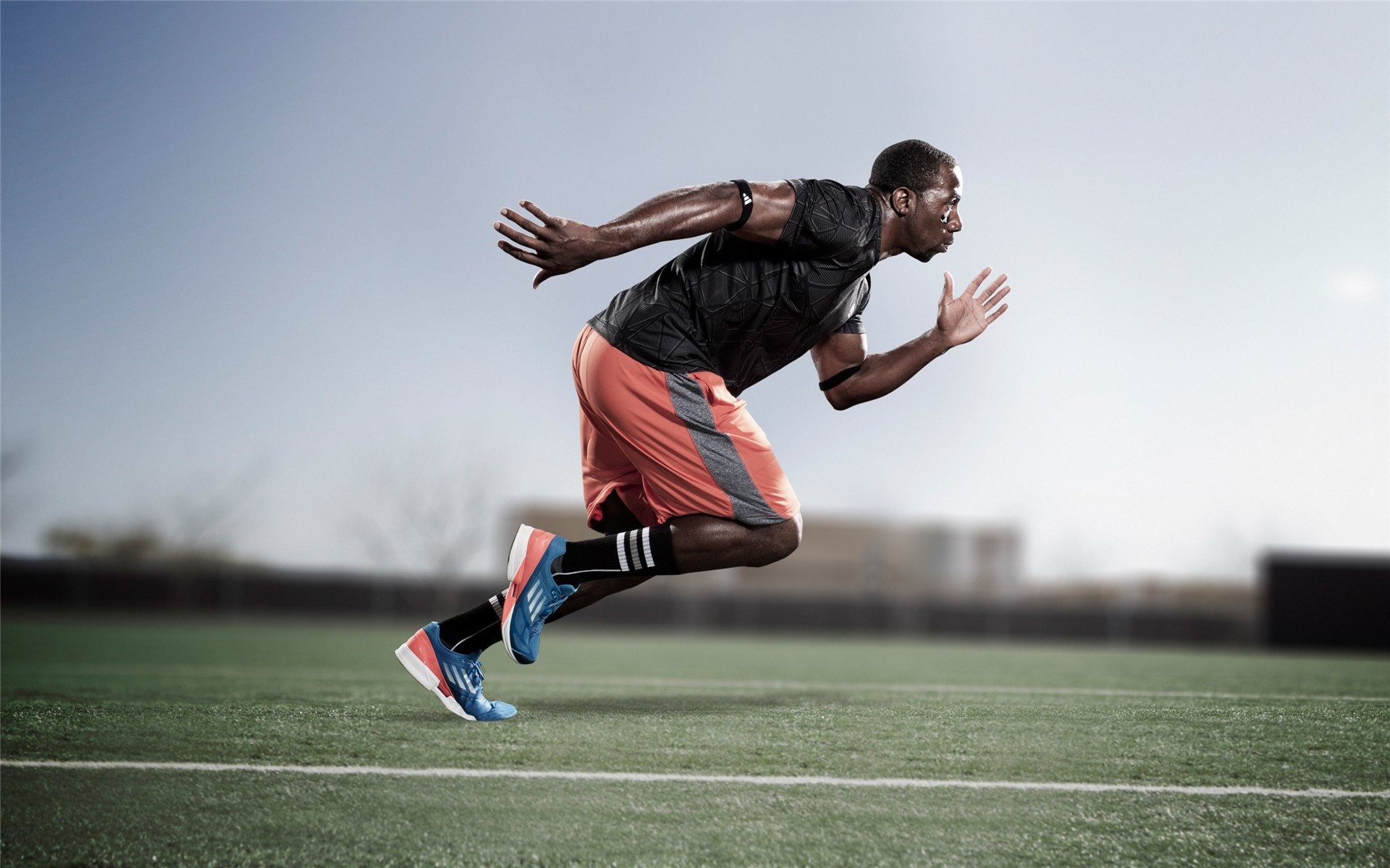 “荒野求生：沙漠、森林的极限对决”，荒野求生荒漠攻略